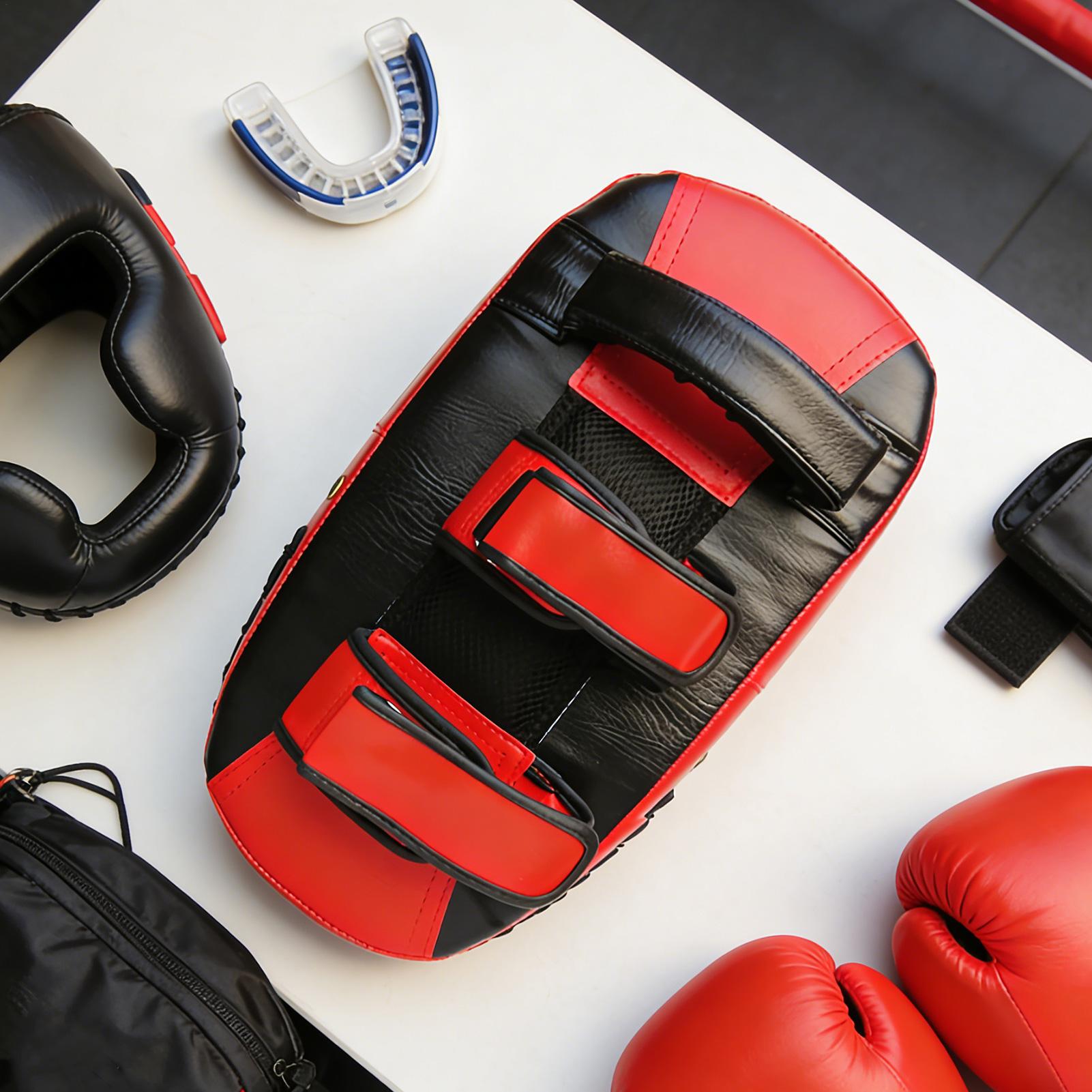 Боксерские лапы из искусственн – обзор и цена Home Gym Trainer